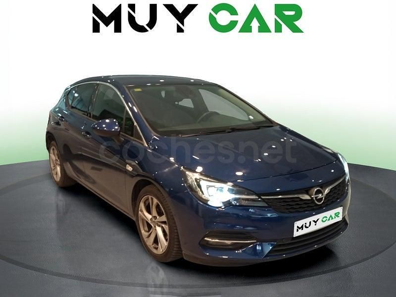 Usado Opel Astra Elegance 145 CV (106 kW) 2019 Azul Berlina
