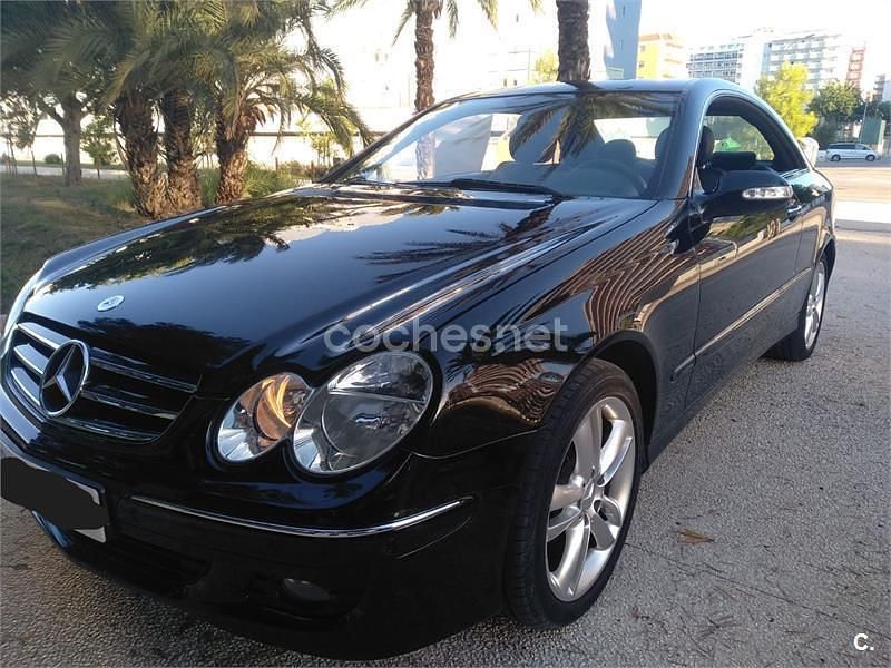 Negro Usado 2006 Mercedes CLK220 Avantgarde Coupe | 11.300 € (Caro) - Imagen 1/4