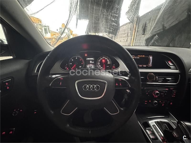 Usado Audi A4 143 CV (105 kW) 2013 Blanco Berlina