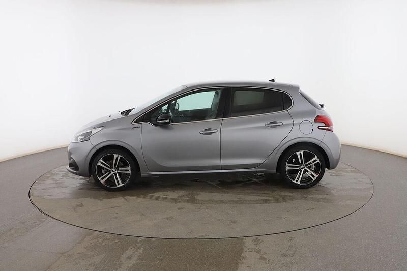 Usado Peugeot 208 GT-line 110 CV (80 kW) 2019 Gris Utilitario