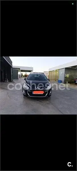 Usado Peugeot 308 Active 92 CV (67 kW) 2011 Negro Berlina