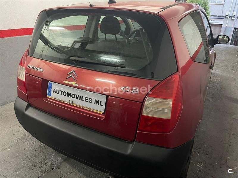 Usado Citroën C2 61 CV (44 kW) 2007 Granate Utilitario