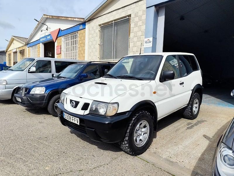 Usado Nissan Terrano Comfort 125 CV (91 kW) 2006 Blanco SUV