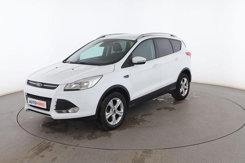 Blanco Usado 2016 Ford Kuga Trend SUV | 12.299 € (Precio justo) - Imagen 1/3