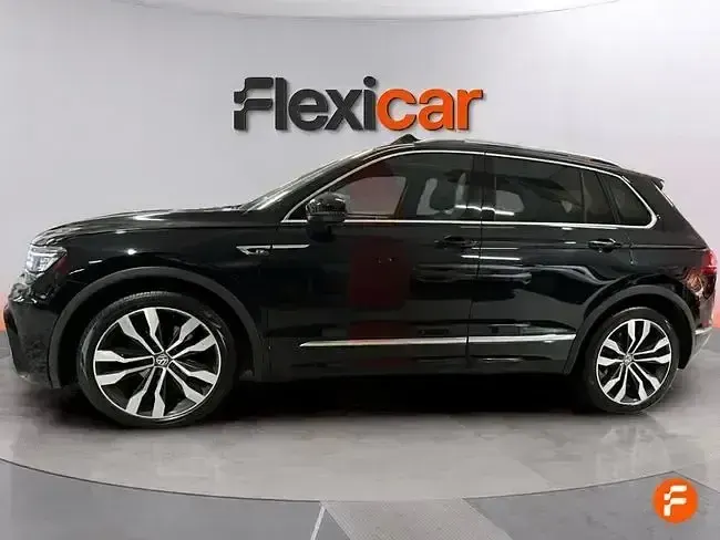 Usado VW Tiguan Sportline 150 CV (110 kW) 2018 Negro SUV