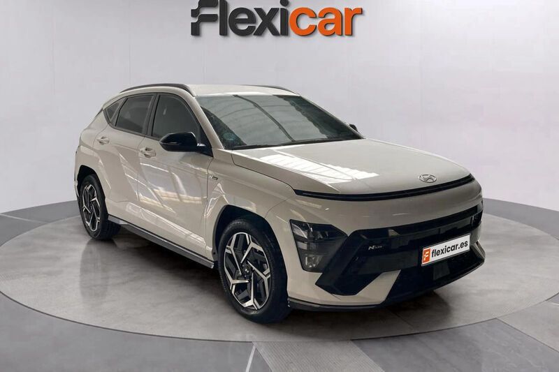 Blanco Usado 2023 Hyundai Kona N Line SUV | 22.990 € (Un poco caro) - Imagen 1/4