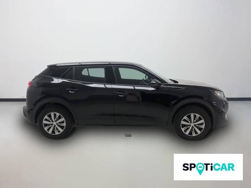 Usado Peugeot e-2008 Active 100 kW (136 CV) 2024 Negro SUV