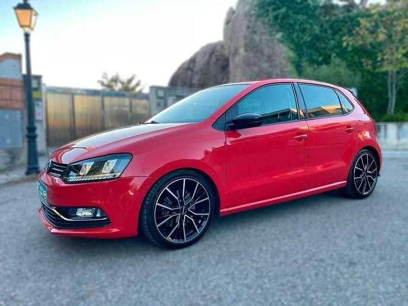 Usado VW Polo Sportline 110 CV (80 kW) 2015 Rojo Utilitario