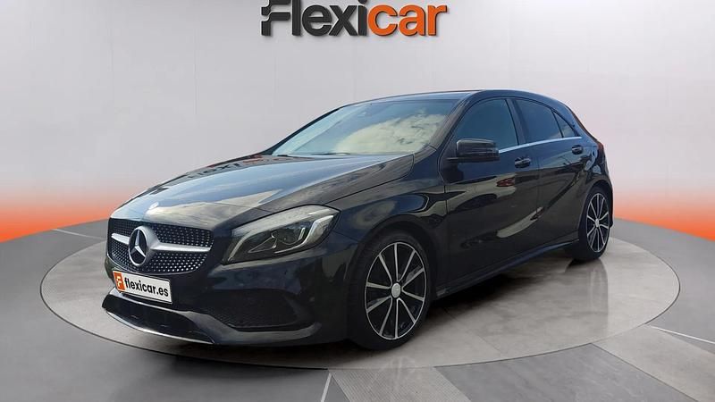 Usado Mercedes A200 AMG line 137 CV (100 kW) 2016 Negro Berlina