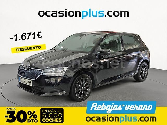 Negro Usado 2021 Skoda Fabia Ambition Berlina | 11.900 € (Precio justo) - Imagen 1/4