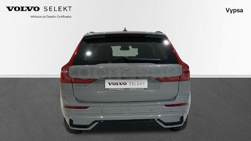 Usado Volvo XC60 Plus 197 CV (144 kW) 2023 Gris SUV