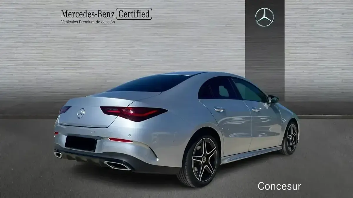 Usado Mercedes CLA250e 217 CV (159 kW) 2025 Plata Coupe