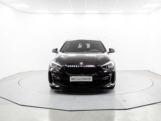 Usado BMW 118 Shadowline 150 CV (110 kW) 2024 Negro Utilitario