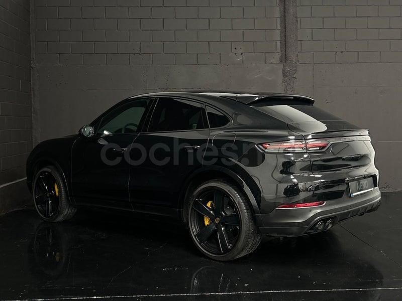 Usado Porsche Cayenne 462 CV (339 kW) 2021 Negro SUV