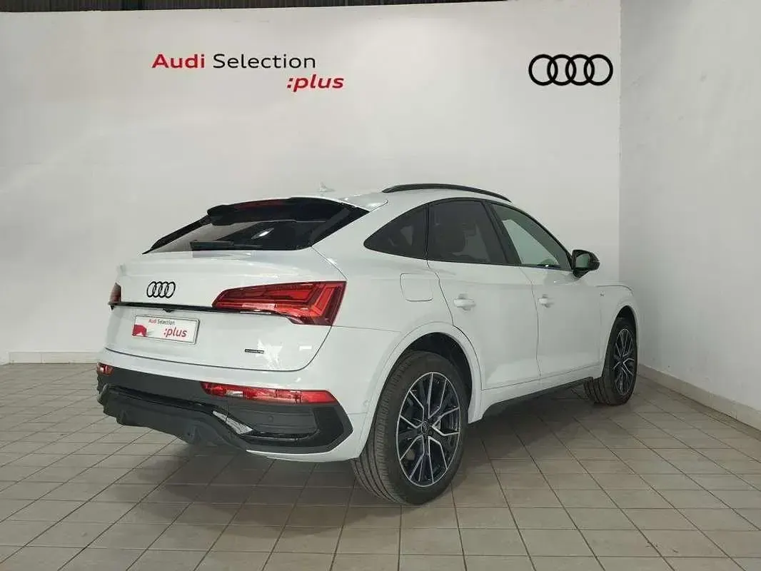 Usado Audi Q5 Sportback S-Line 204 CV (150 kW) 2025 Blanco SUV