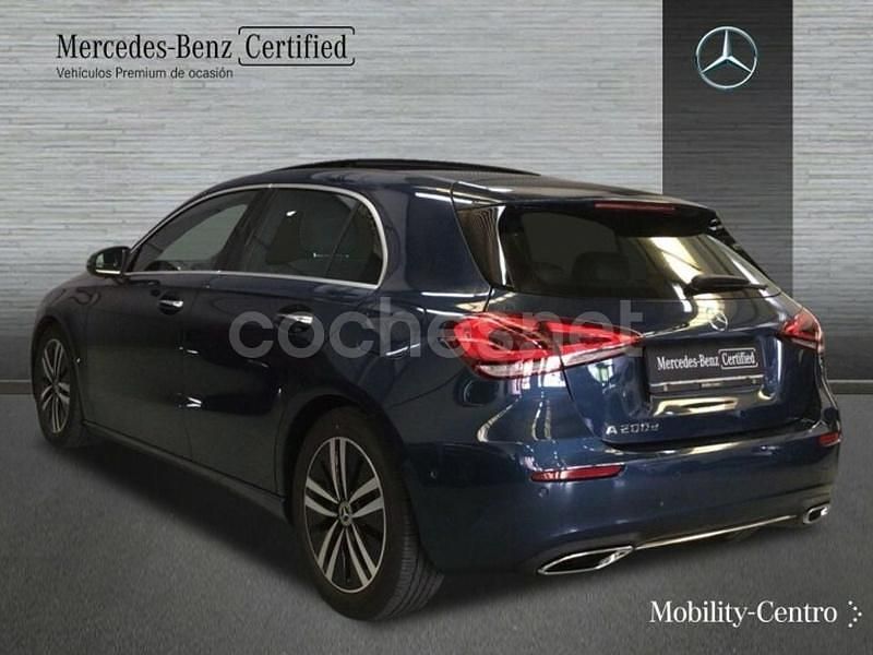 Usado Mercedes A200 Progressive 150 CV (110 kW) 2022 Denim blue  metallic paint Berlina