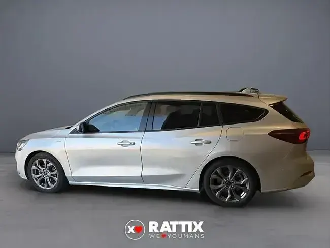 Używany Ford Focus ST-Line 155 KM (114 kW) 2024 Szary Kombi