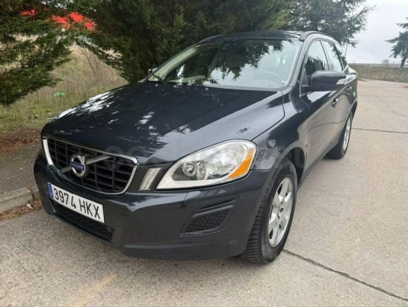 Usado Volvo XC60 Momentum 163 CV (119 kW) 2012 Azul SUV