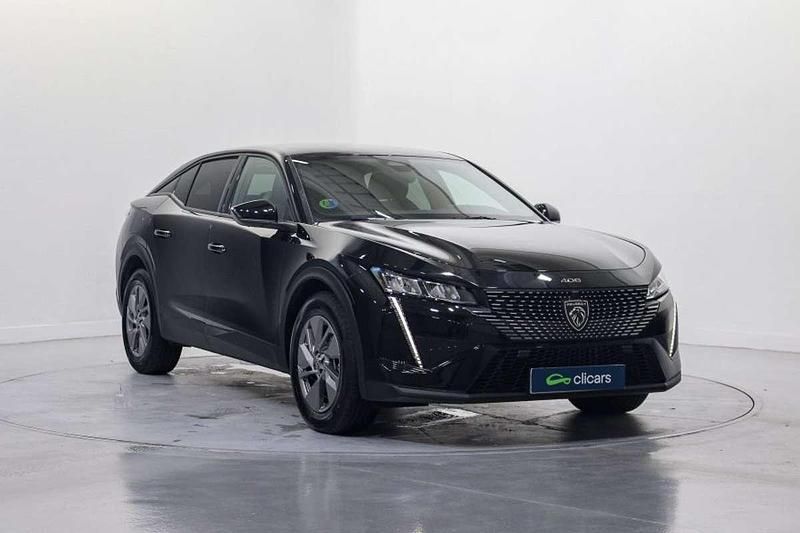 Usado Peugeot 408 Allure 136 CV (100 kW) 2025 Negro Berlina