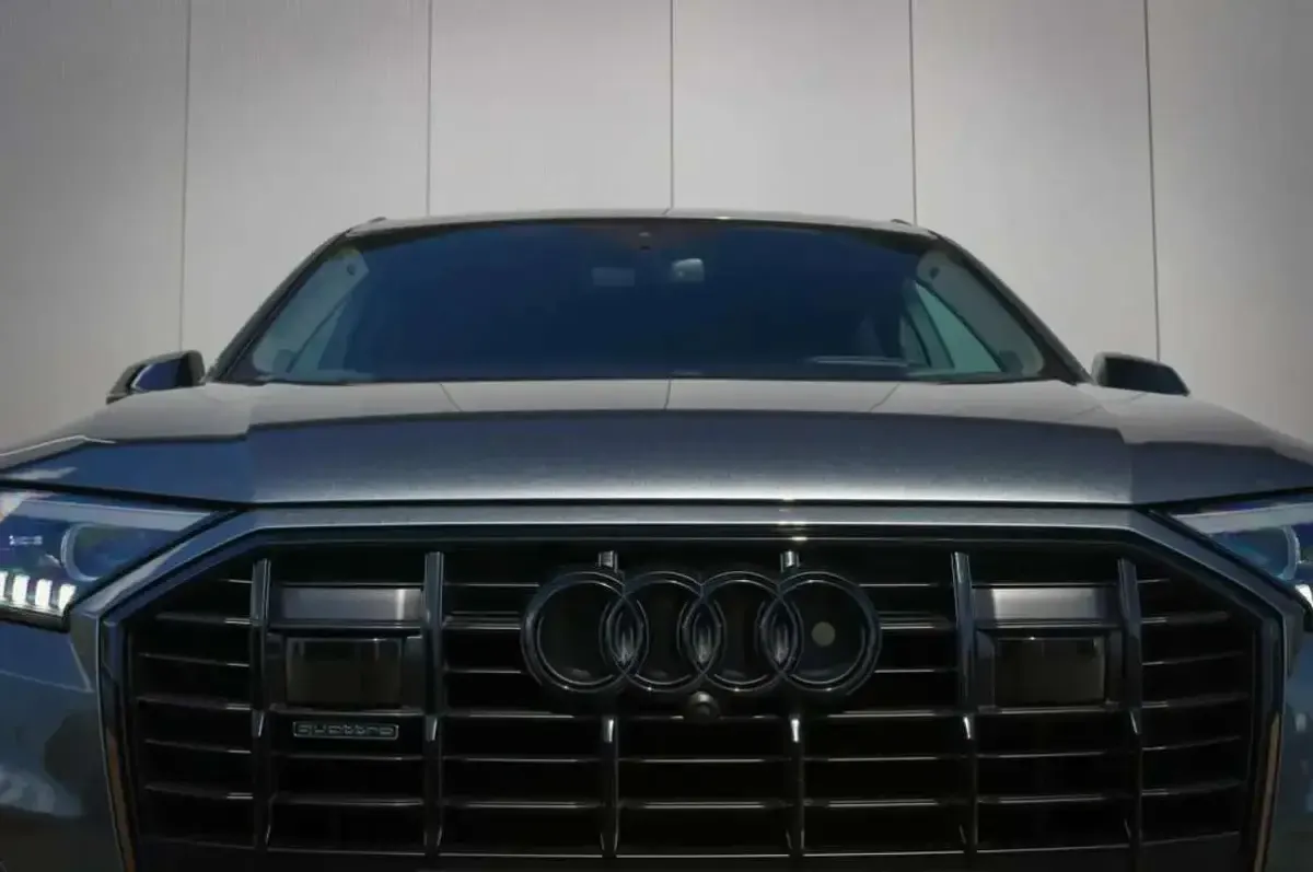 Usado Audi Q7 Design 462 CV (339 kW) 2021 Gris SUV