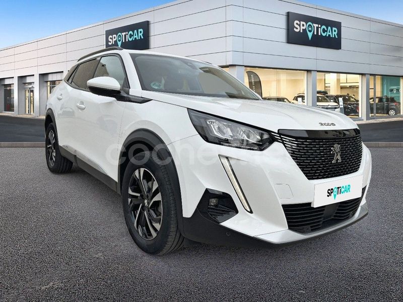 Usado Peugeot 2008 Allure 130 CV (95 kW) 2020 Blanco SUV