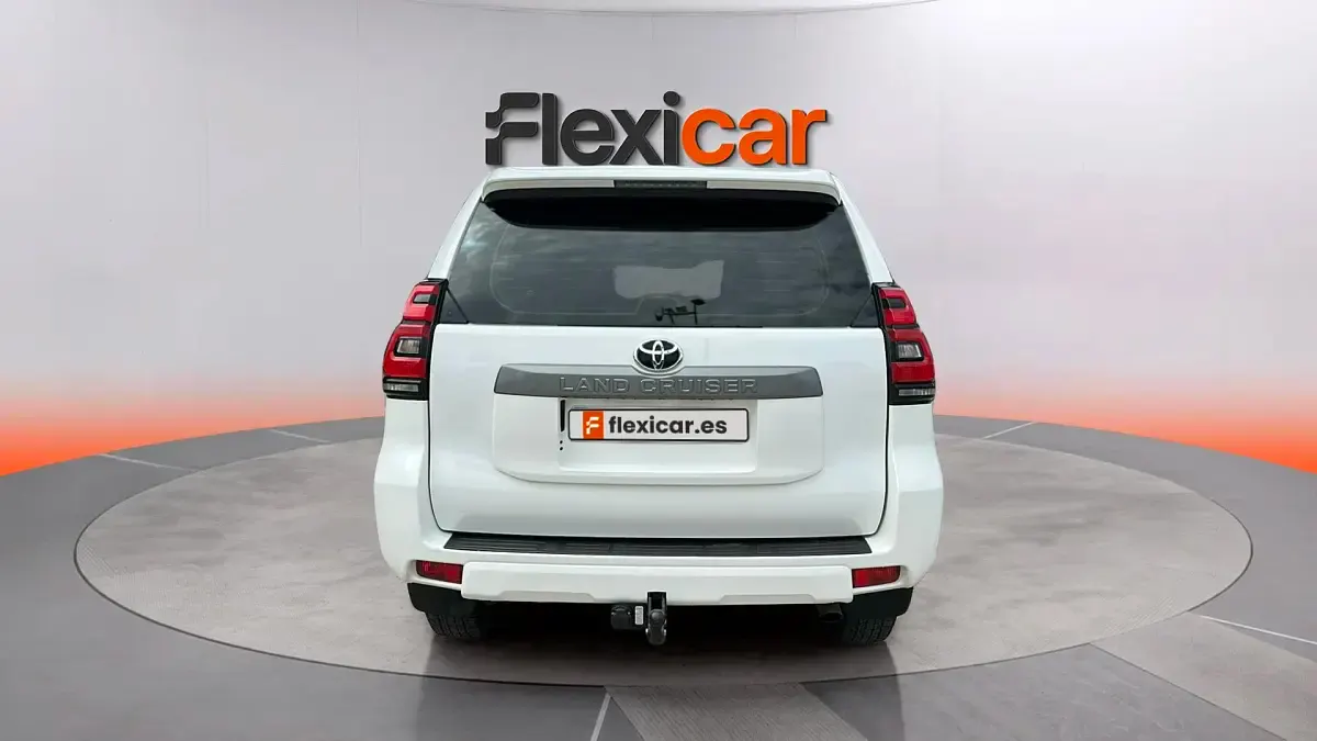Usado Toyota Land Cruiser 204 CV (150 kW) 2023 Blanco SUV