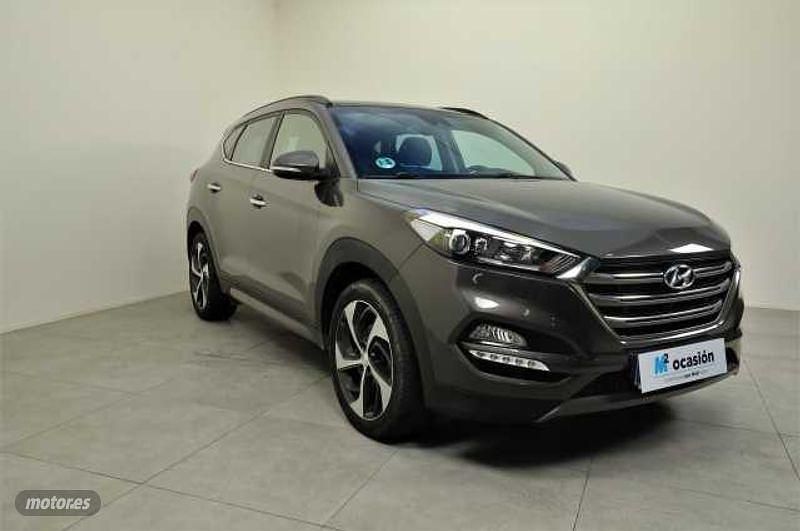 Käytetty Hyundai Tucson 136 HP (100 kW) 2016 Hopea Katumaasturi