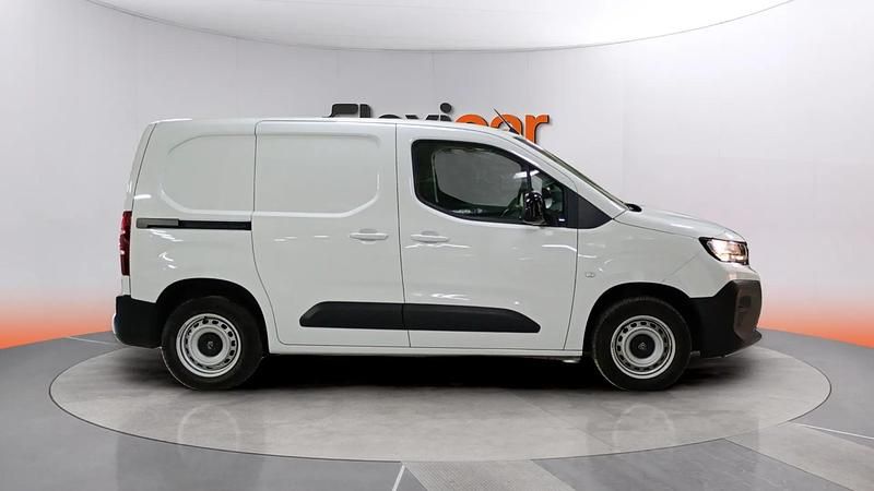 Occasion Peugeot Partner Style 100 ch (73 kW) 2024 Blanc Monospace