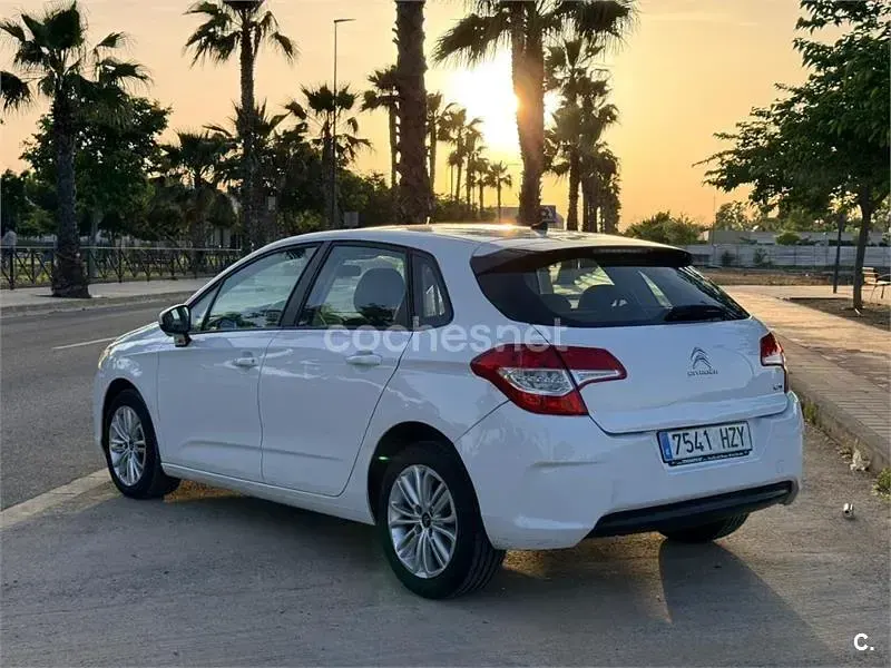 Usado Citroën C4 Business Class 92 CV (67 kW) 2014 Blanco Berlina