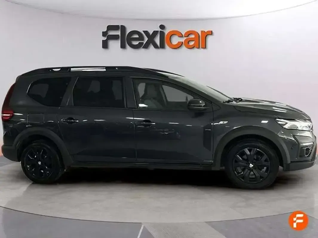 Używany Dacia Jogger Extreme 110 KM (80 kW) 2022 Szary Minivan