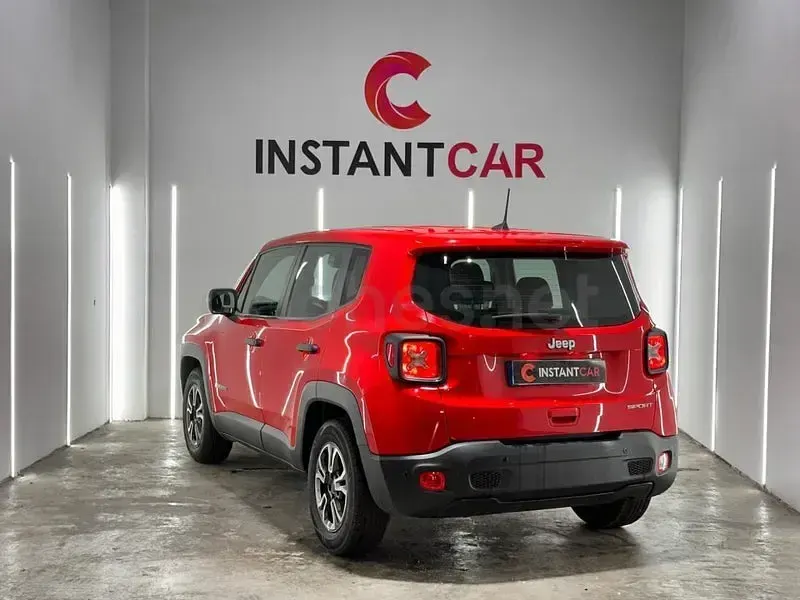 Usado Jeep Renegade Sport 120 CV (88 kW) 2018 Rojo SUV