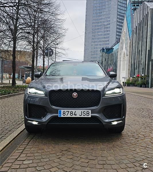 Usado Jaguar F-Pace R-Sport 340 CV (250 kW) 2016 Gris / plata SUV