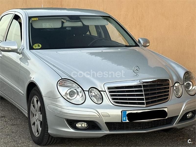 Gris / plata Usado 2008 Mercedes E220 Classic Berlina | 11.800 € (Precio justo) - Imagen 1/4