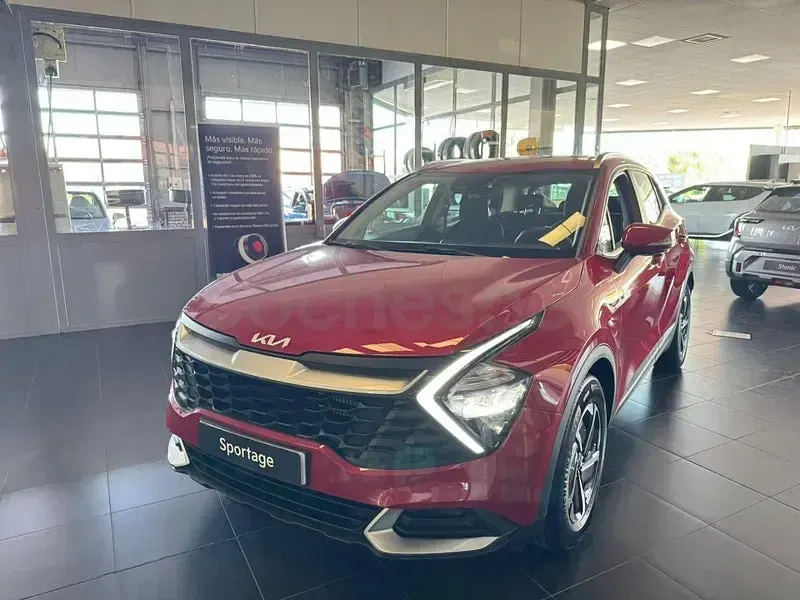 Usado Kia Sportage 150 CV (110 kW) 2023 Rojo SUV