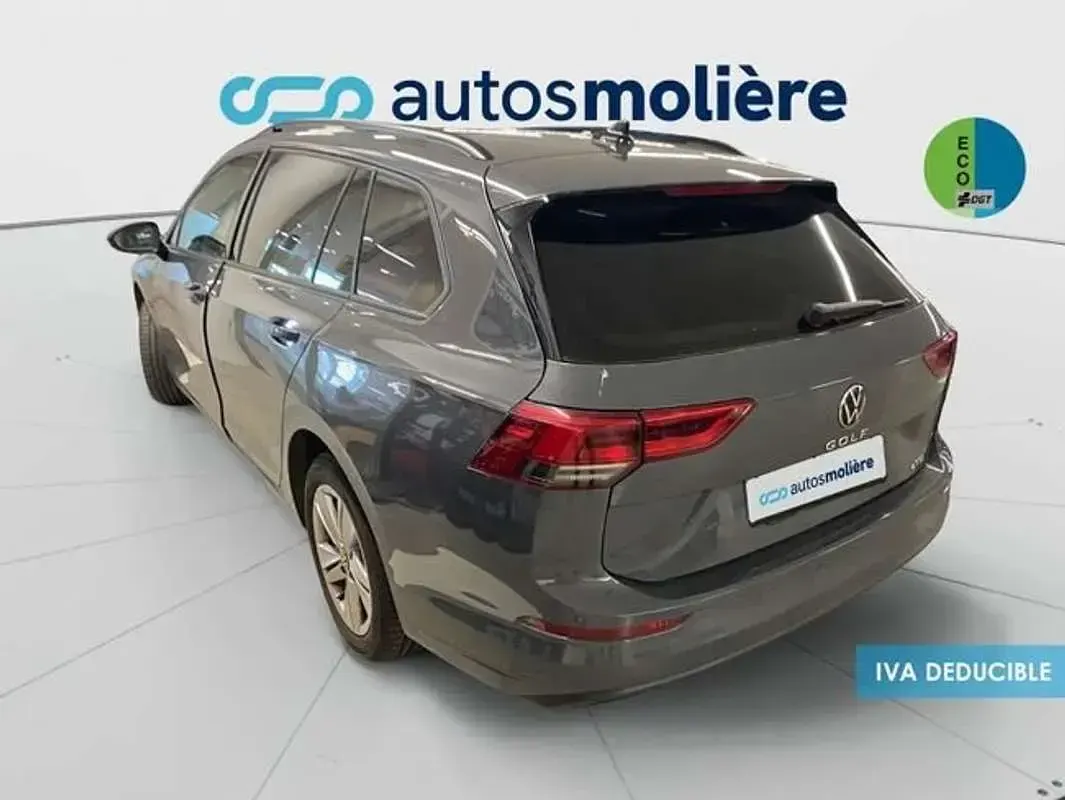 Usado VW Golf VIII Life 110 CV (80 kW) 2023 Gris Utilitario