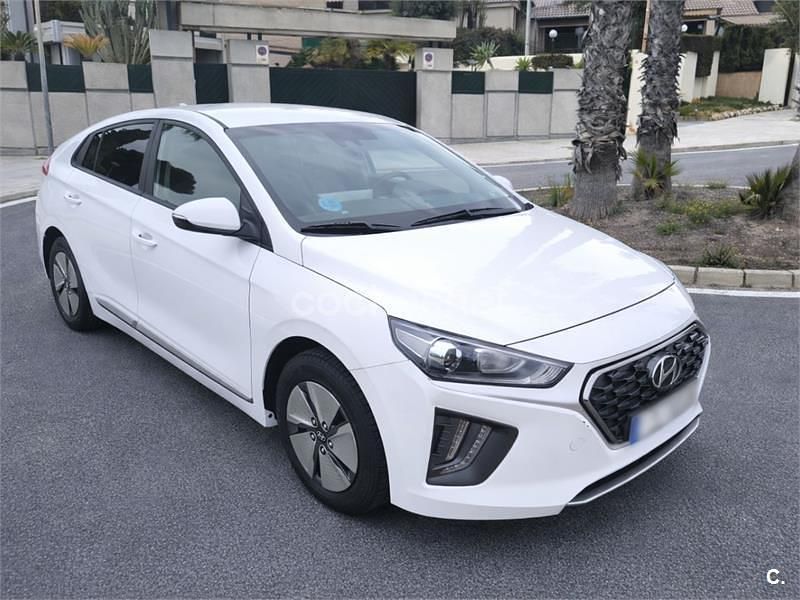 Usado Hyundai Ioniq 141 CV (103 kW) 2022 Blanco Utilitario