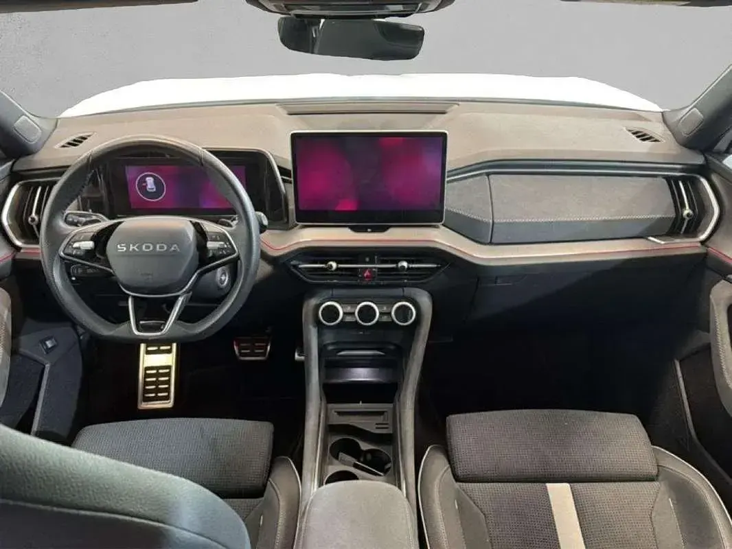 Usado Skoda Kodiaq SportLine 150 CV (110 kW) 2025 Blanco SUV