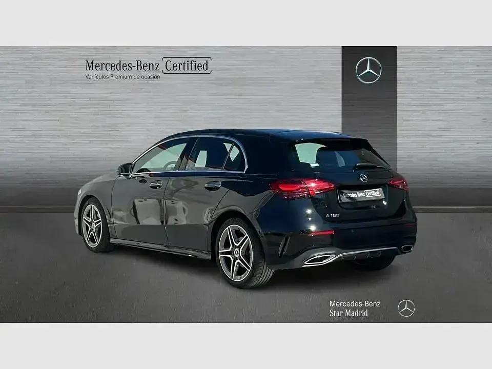 Usado Mercedes A180 136 HP (100 kW) 2025 Preto Sedan