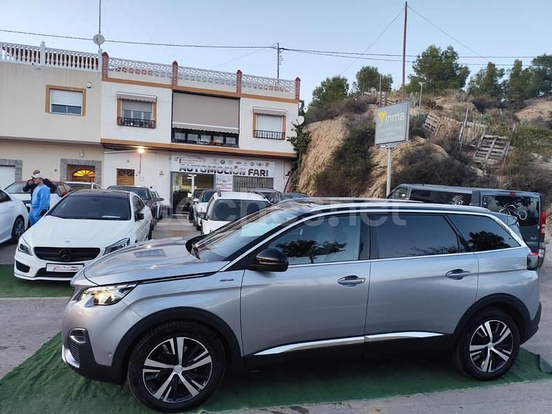 Gris / plata Usado 2019 Peugeot 5008 Active SUV | 14.500 € (Un poco caro) - Imagen 1/4