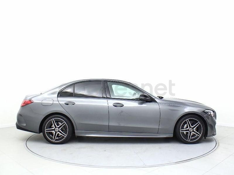 Usado Mercedes C200 163 CV (119 kW) 2025 Gris / plata Berlina