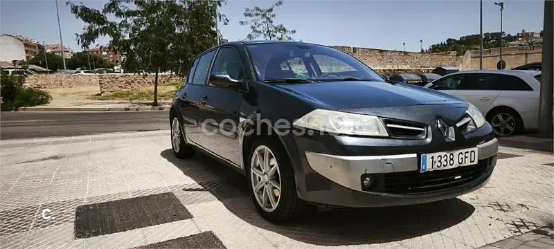 Usado Renault Mégane III Extreme 105 CV (77 kW) 2008 Negro Berlina