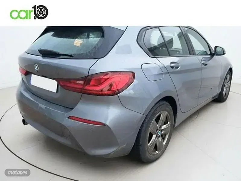 Usado BMW 116 116 CV (85 kW) 2022 Gris Utilitario