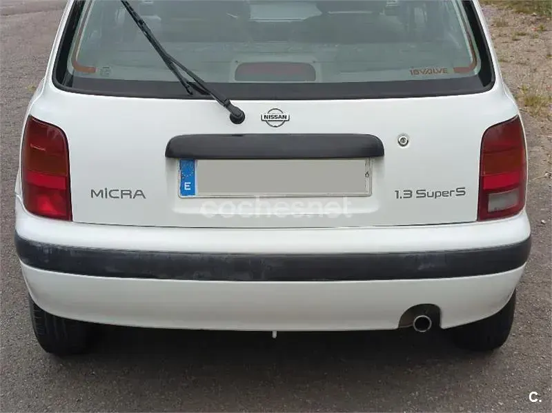 Usado Nissan Micra 75 CV (55 kW) 1998 Blanco Utilitario