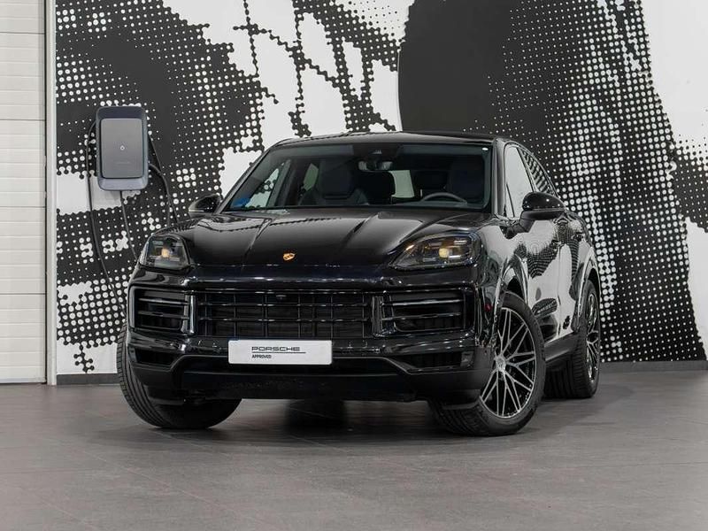 Usado Porsche Cayenne 470 CV (345 kW) 2025 Negro SUV