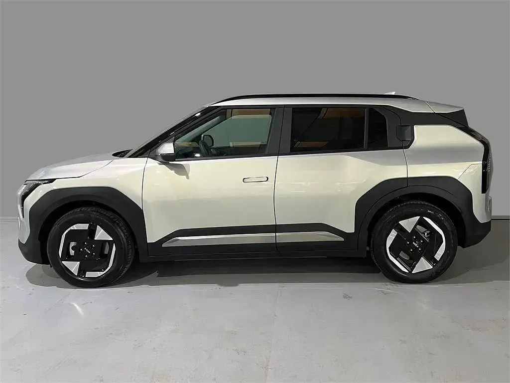 Nuevo Kia EV3 Earth 150 kW (204 CV) 2026 Ivory silver SUV