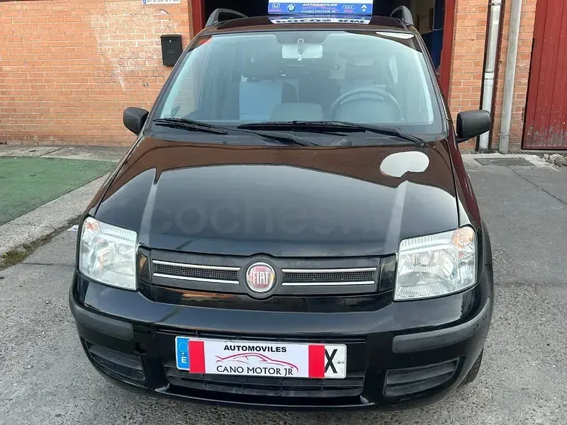 Usado Fiat Panda Dynamic 60 CV (44 kW) 2008 Negro Utilitario