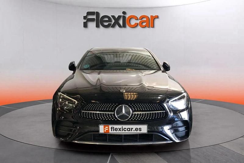 Usado Mercedes E220 194 CV (142 kW) 2021 Negro Berlina