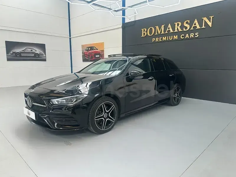 Usado Mercedes CLA250e Shooting Brake 218 CV (160 kW) 2023 Negro Familiar