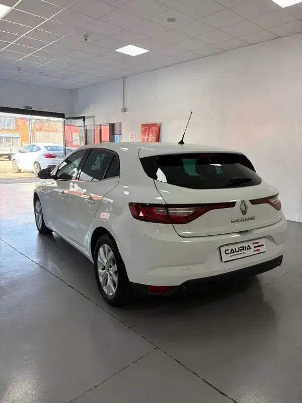 Usado Renault Mégane Bose Edition 116 CV (85 kW) 2019 Blanco Utilitario