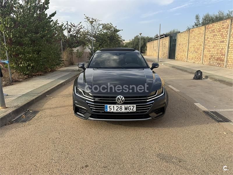 Negro Usado 2019 VW Arteon R-line Berlina | 25.000 € (Precio justo) - Imagen 1/4